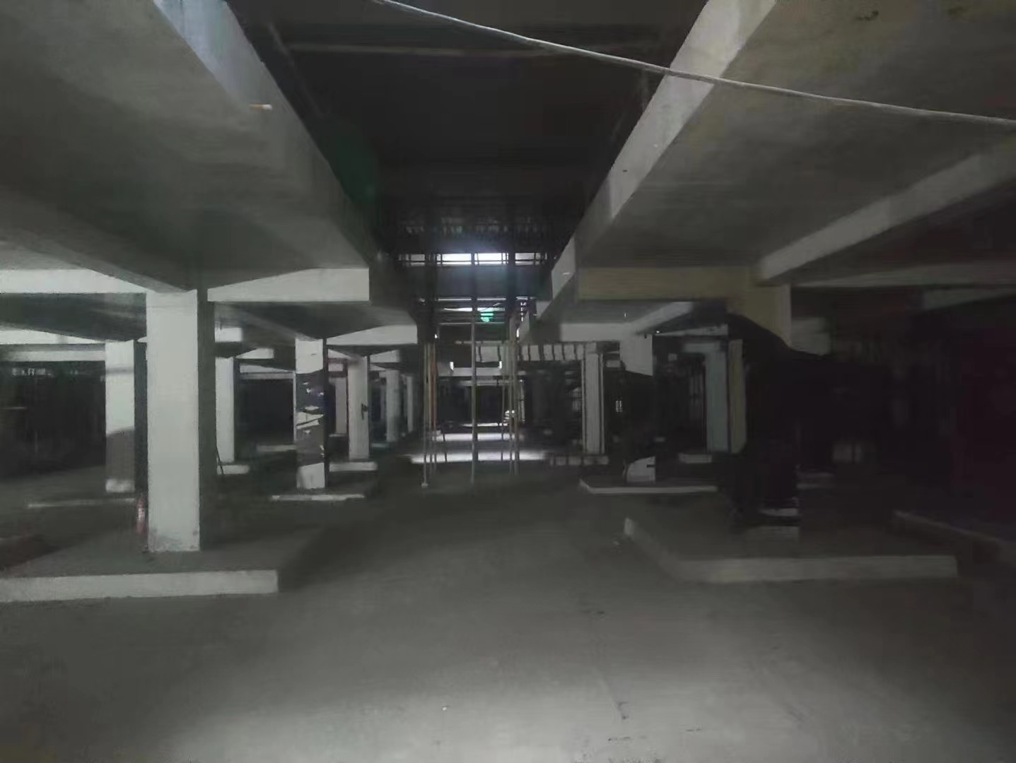 南岸山东又一个上海博普LOFT车库拔地而起